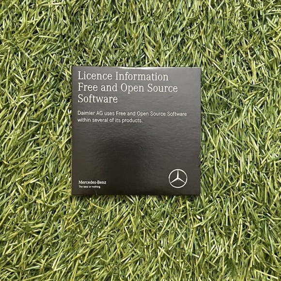 2018 Mercedes-Benz GLC Owners Manual (GLC43 GLC63 AMG, GLC300, GLC350e 4MATIC) - Picture 6 of 12